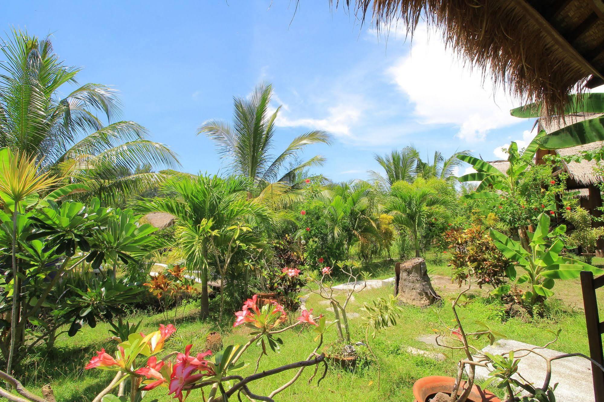 Adeng-Adeng Bungalows Gili Meno Buitenkant foto