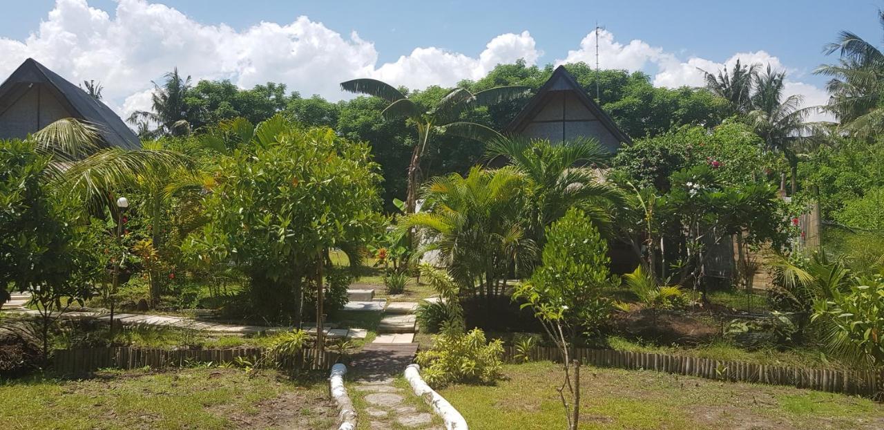 Adeng-Adeng Bungalows Gili Meno Buitenkant foto