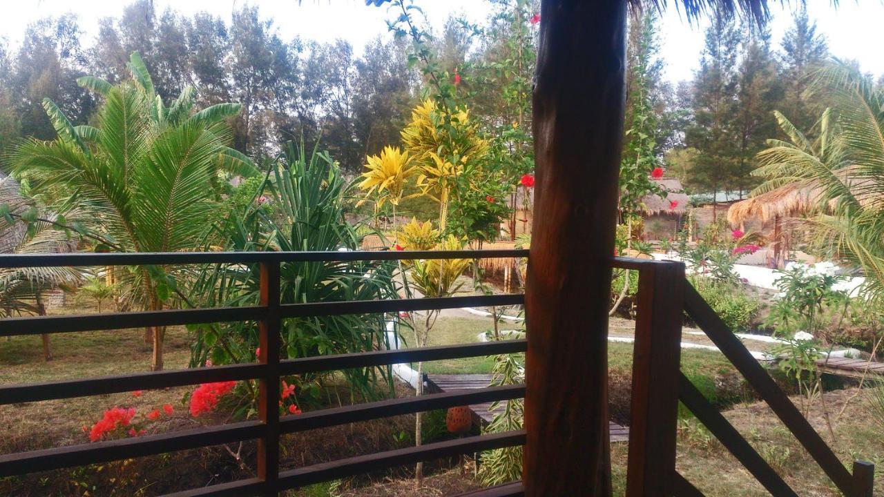 Adeng-Adeng Bungalows Gili Meno Kamer foto